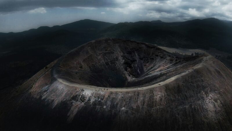 パリクティン火山